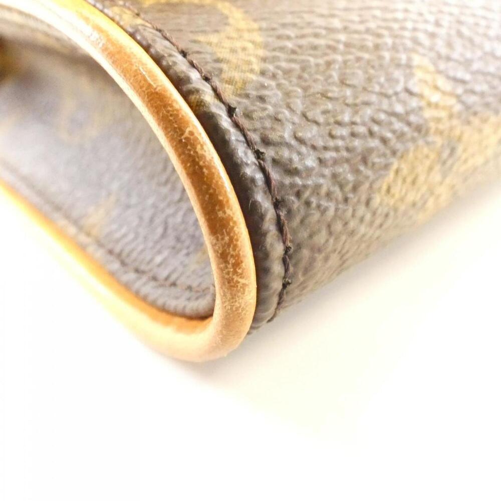 LOUIS VUITTON Authentic Brown Monogram Pochette Shoulder Bag - Picture 3 of 8